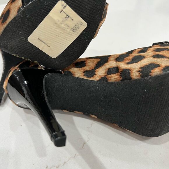 Guess Bow High Heels Leopard - Picture 6 of 14